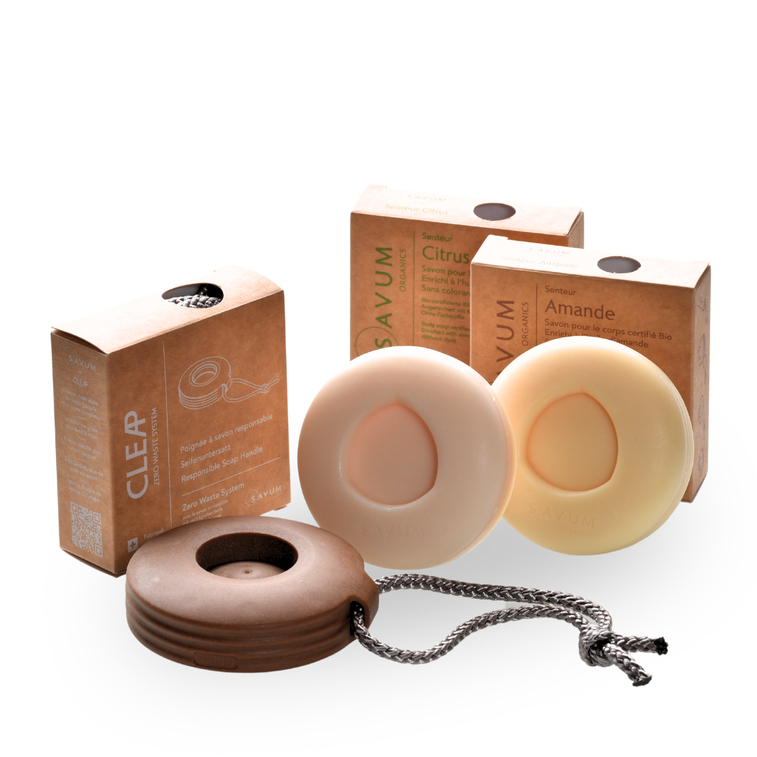 Coffret "Starter" | 1 Poignée Porte-Savon Ingénieuse + 2 savons BIO 99% d'origine naturelle clipsables